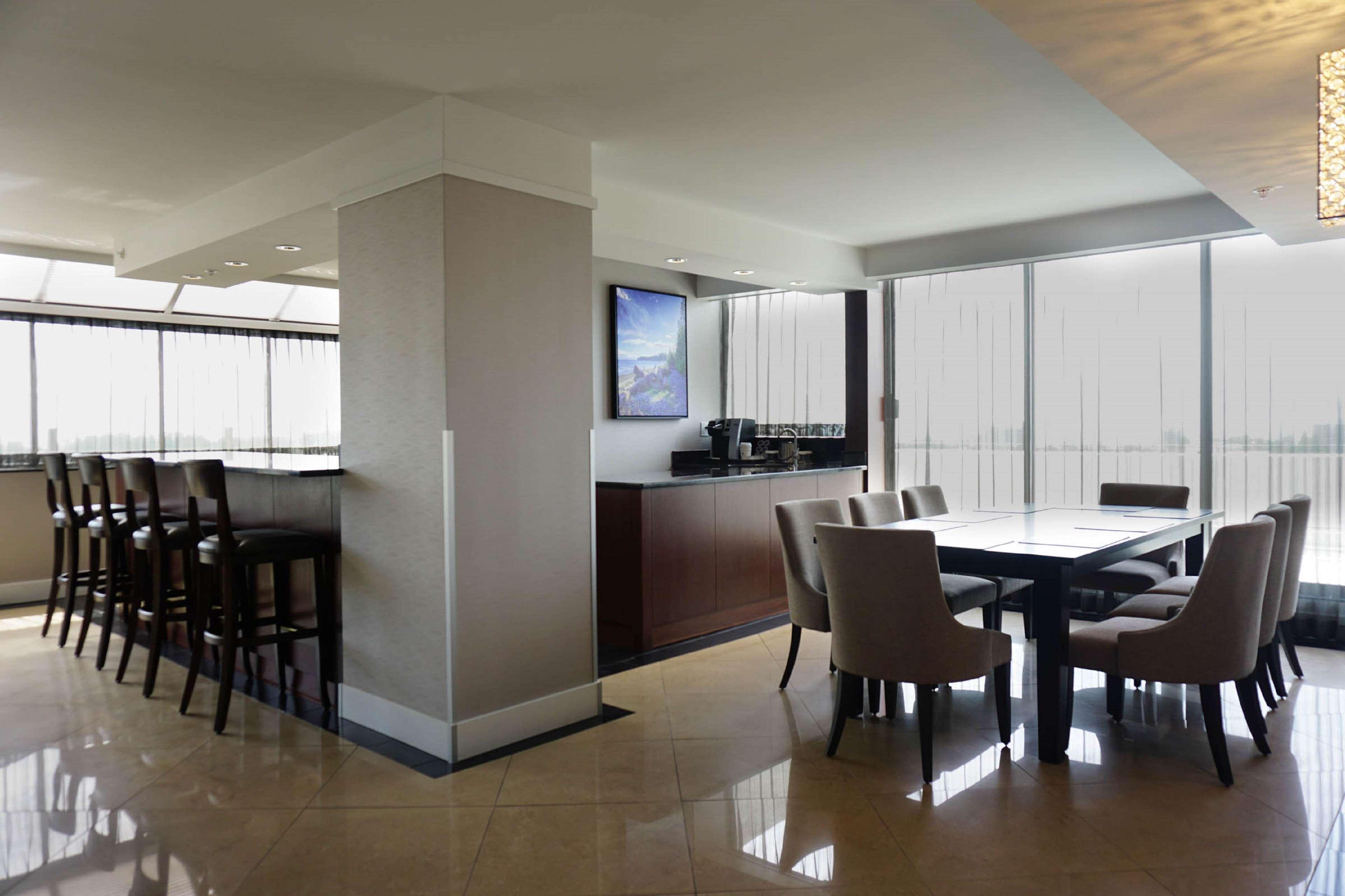Doubletree By Hilton Hotel & Suites Victoria Eksteriør bilde